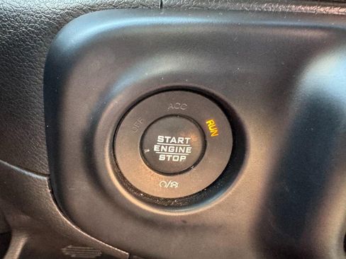 Used 2020 Jeep Wrangler Unlimited Sport AWD/4WD image 19