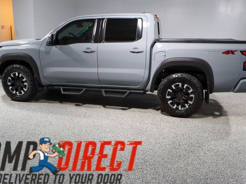 Used 2023 Nissan Frontier PRO-4X w/ Technology Package AWD/4WD image 10