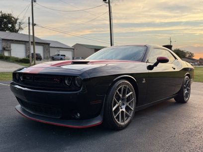 Used 2016 Dodge Challenger R/T Scat Pack w/ Leather Interior Group