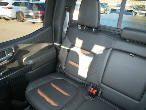 Used 2019 GMC Sierra 1500 AT4 image 12