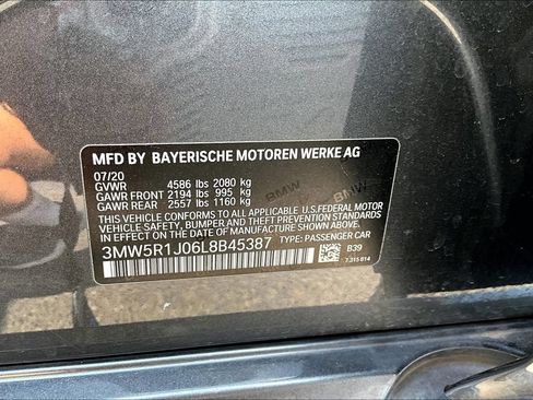 Used 2020 BMW 330i Sedan w/ Convenience Package RWD image 3
