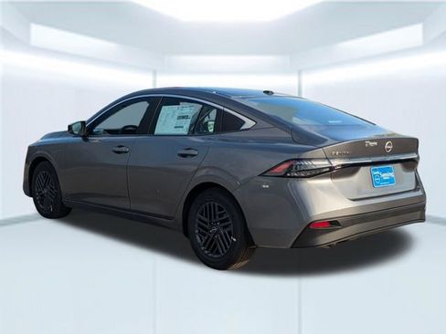 New 2026 Nissan Sentra SV image 2