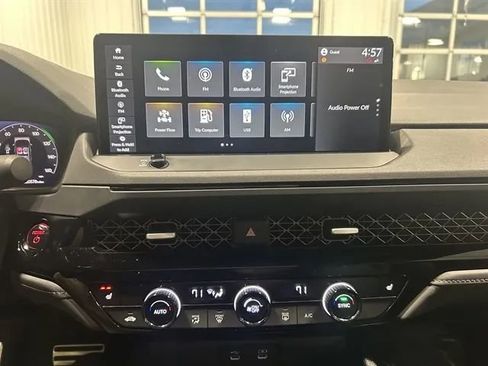 Used 2023 Honda Accord Sport image 29