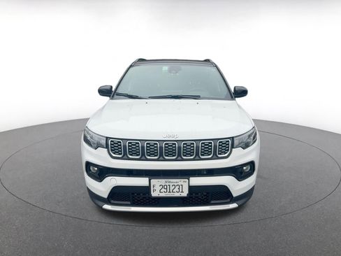 Used 2025 Jeep Compass Limited image 2