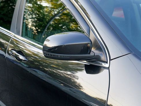 Used 2017 Jeep Cherokee Limited image 10