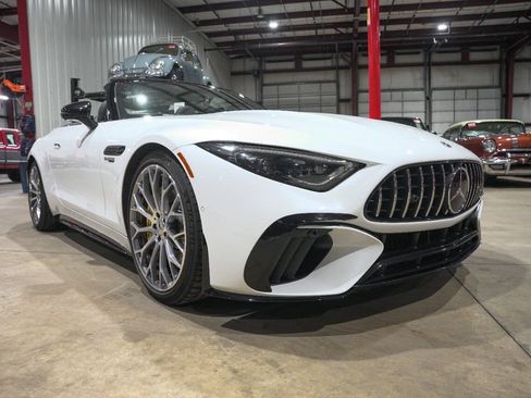 Used 2022 Mercedes-Benz SL 63 AMG 4MATIC image 12