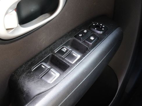 Used 2019 Kia Soul FWD image 24