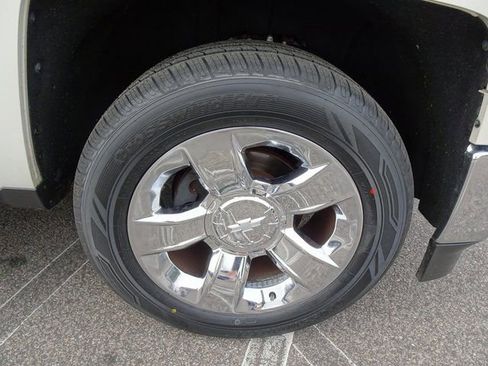 Used 2015 Chevrolet Silverado 1500 LTZ w/ LTZ Plus Package image 32