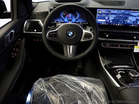 New 2026 BMW X5 xDrive40i w/ M Sport Package image 15