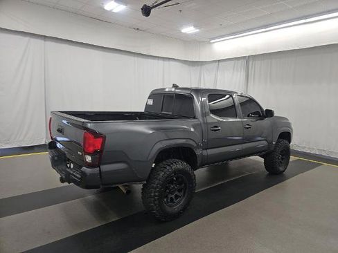 Used 2023 Toyota Tacoma SR AWD/4WD image 4