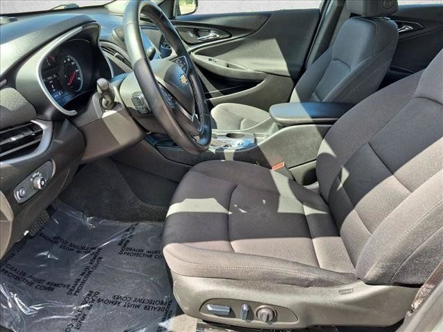 Used 2025 Chevrolet Malibu RS FWD image 15