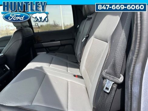 Used 2022 Ford F150 Lightning Lariat image 16