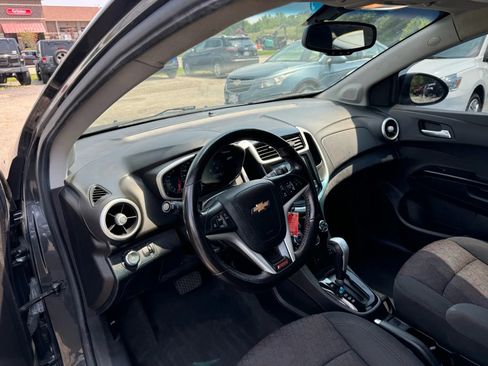 Used 2017 Chevrolet Sonic LT image 11