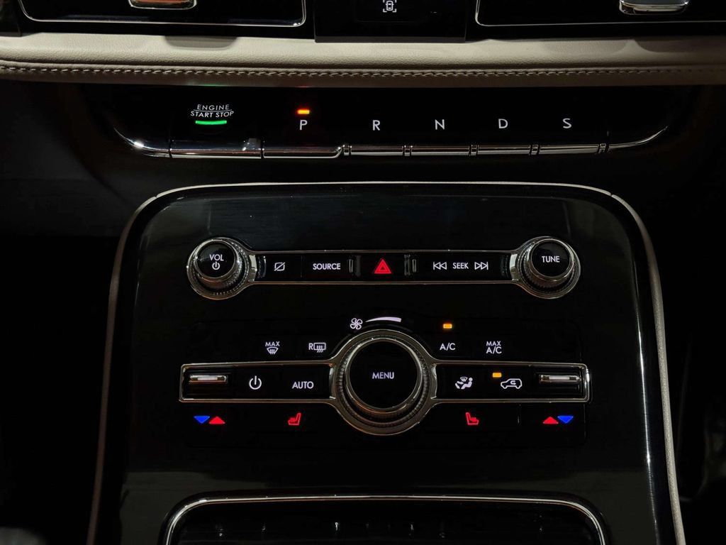 Certified 2022 Lincoln Nautilus FWD image 7