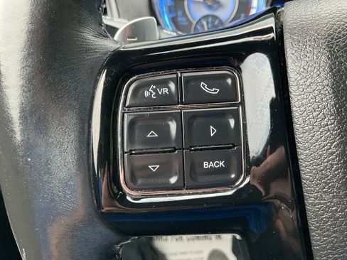 Used 2013 Chrysler 300 S image 5