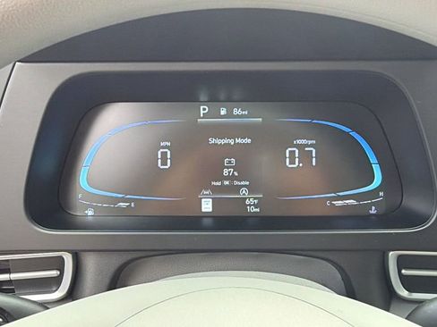 New 2026 Hyundai Elantra SE image 30