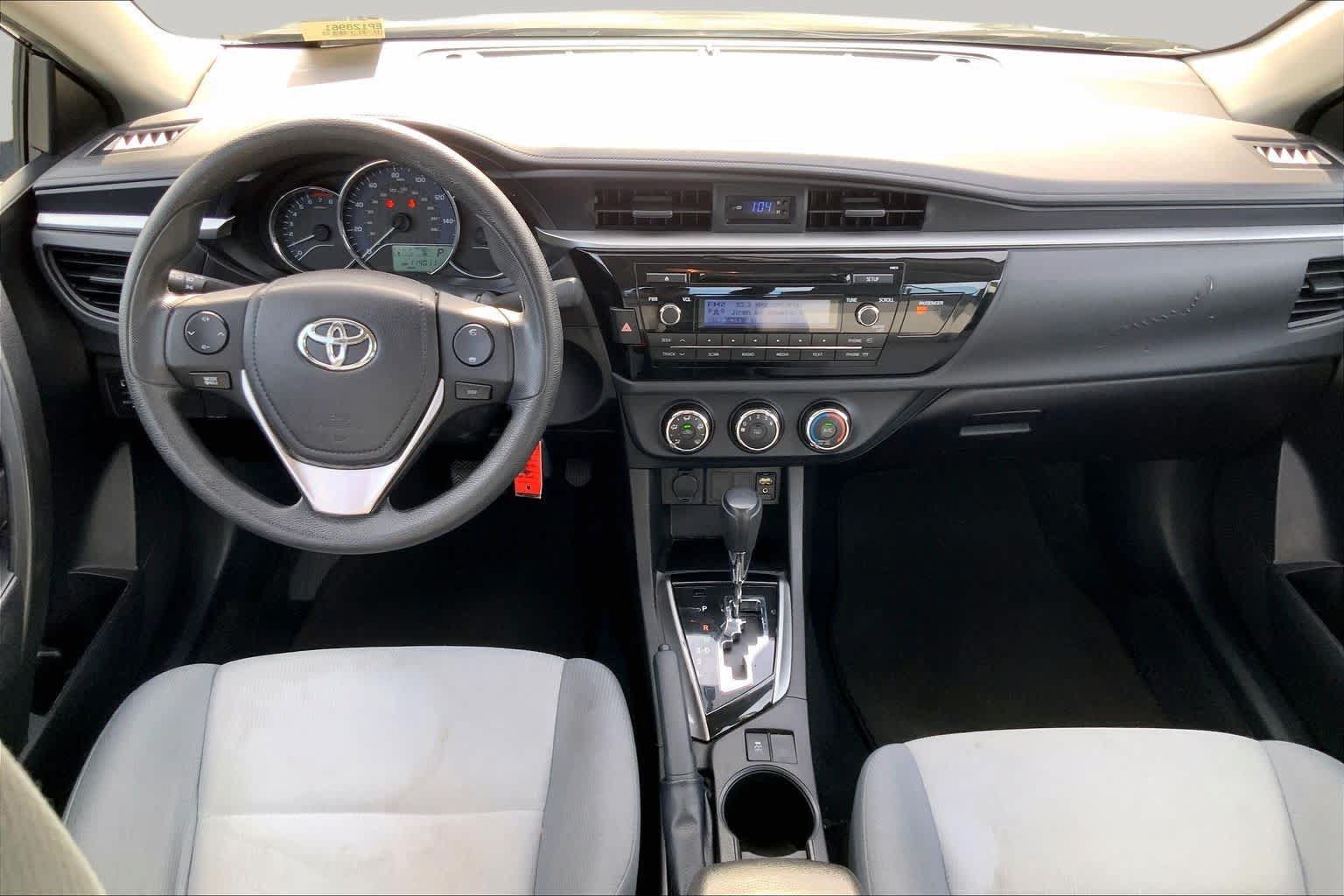 Used 2014 Toyota Corolla L FWD image 13