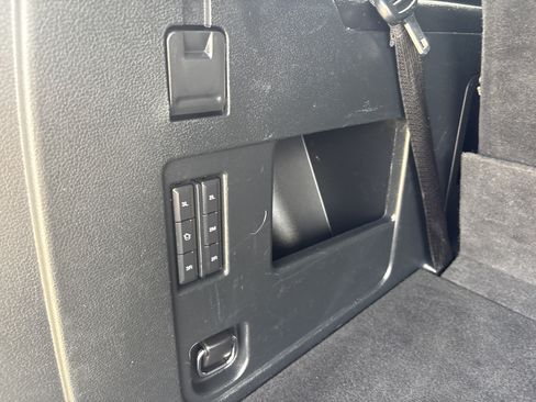 Used 2020 Ford Expedition XLT w/ Equipment Group 202A AWD/4WD image 9