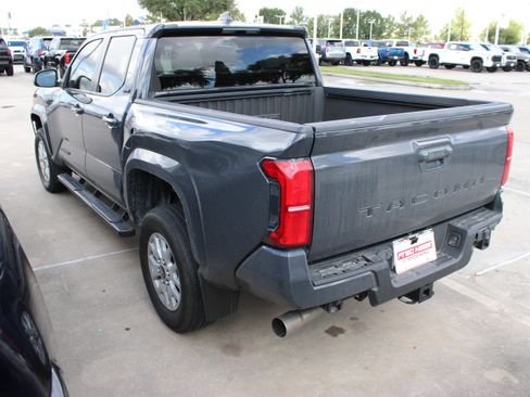 Used 2024 Toyota Tacoma SR5 RWD image 8