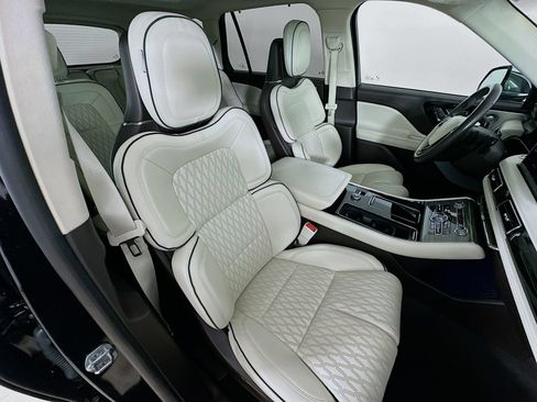 Used 2020 Lincoln Aviator Black Label Grand Touring w/ Class IV Trailer Tow Package AWD/4WD image 45