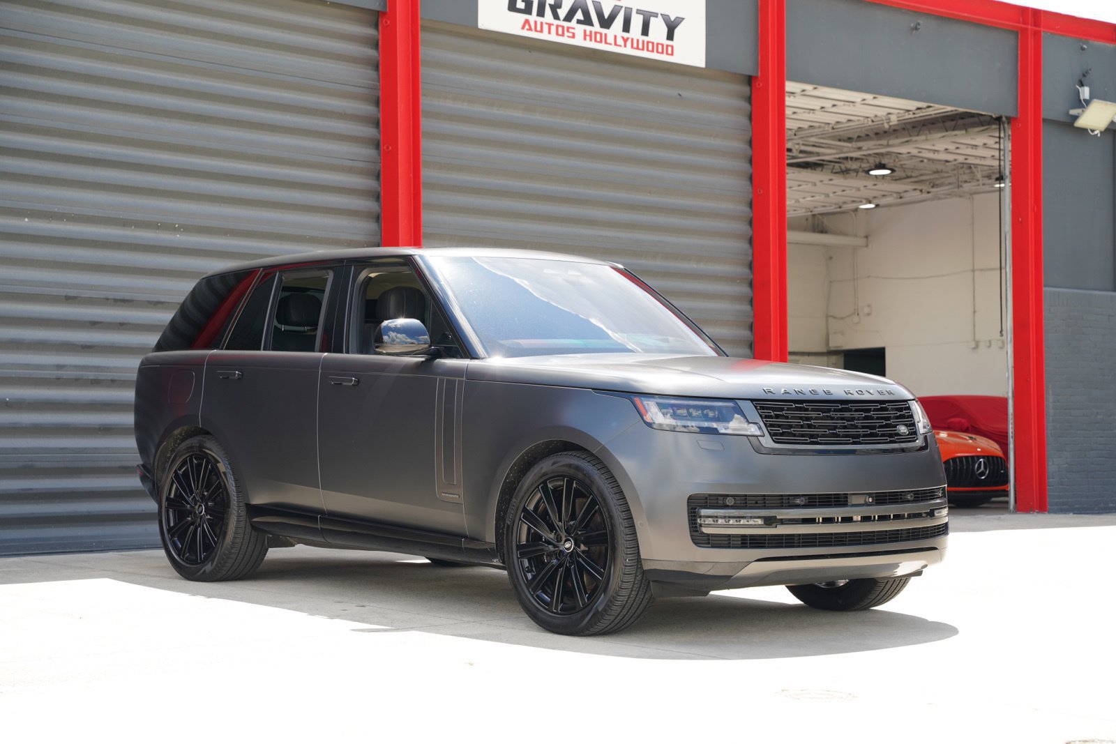 Used 2023 Land Rover Range Rover Autobiography AWD/4WD image 8