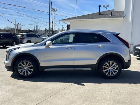 Used 2021 Cadillac XT4 Premium Luxury image 5
