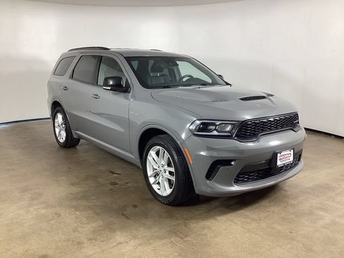 Used 2025 Dodge Durango R/T AWD/4WD image 3