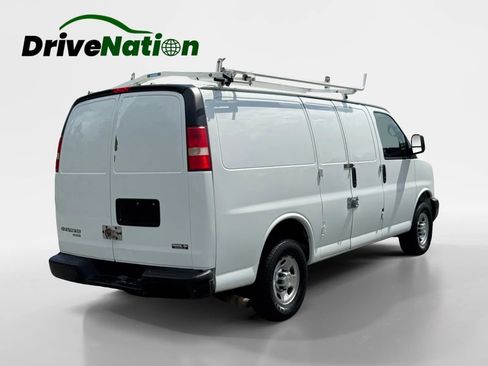 Used 2013 Chevrolet Express 3500 image 5