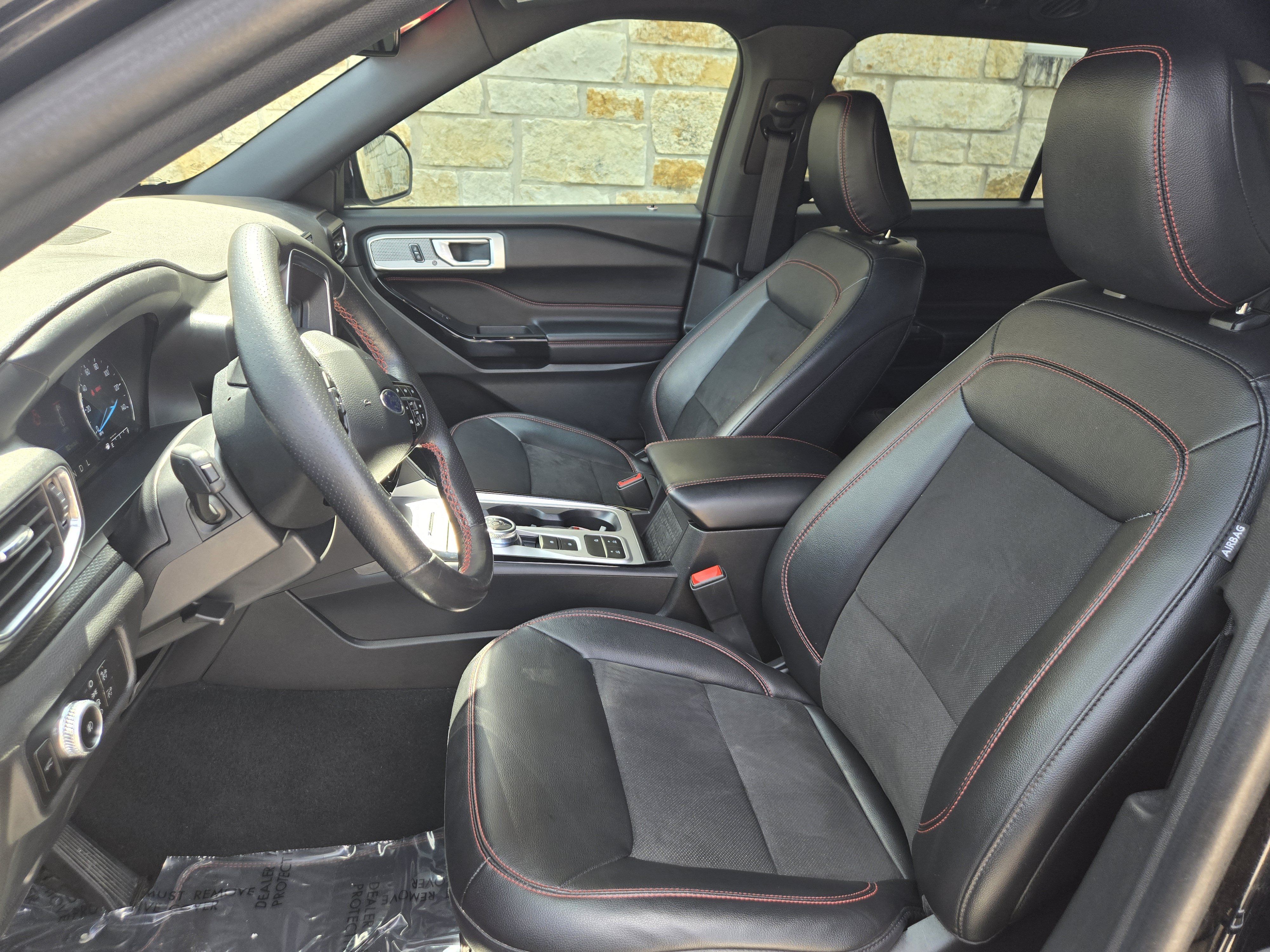 Used 2023 Ford Explorer ST-Line w/ Class IV Trailer Tow Package RWD image 5
