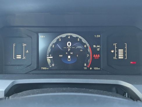 Used 2024 Toyota Tacoma SR5 w/ SR5 Upgrade Package image 23