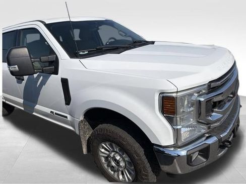 Used 2022 Ford F250 XLT w/ XLT Value Package AWD/4WD image 7