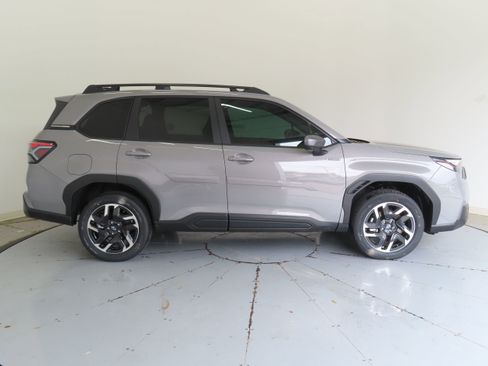 New 2026 Subaru Forester Premium AWD/4WD image 2