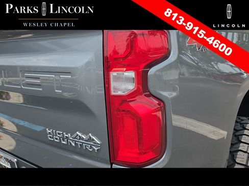 Used 2020 Chevrolet Silverado 1500 High Country w/ Technology Package AWD/4WD image 7