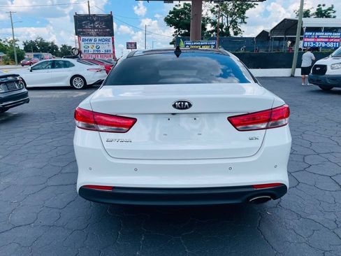 Used 2016 Kia Optima EX w/ Premium Package FWD image 8