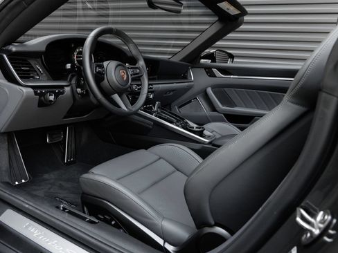 Certified 2024 Porsche 911 Turbo S AWD/4WD image 4