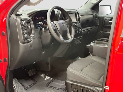 Used 2023 Chevrolet Silverado 1500 Custom AWD/4WD image 9
