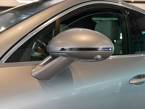 Certified 2023 Porsche Macan S AWD/4WD image 12
