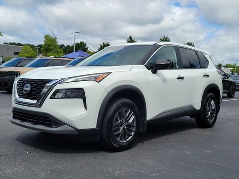 Used 2023 Nissan Rogue S AWD/4WD image 28