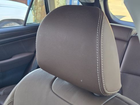 Used 2018 Subaru Outback 3.6R Touring image 23