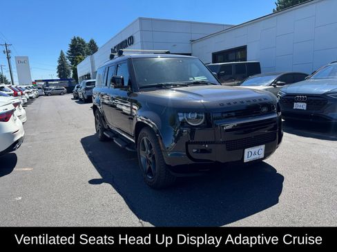 Used 2026 Land Rover Defender 130 X-Dynamic SE AWD/4WD image 1