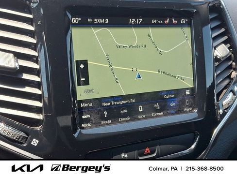 Used 2019 Jeep Cherokee High Altitude AWD/4WD image 18