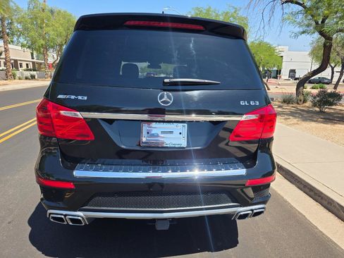 Used 2015 Mercedes-Benz GL 63 AMG 4MATIC image 20