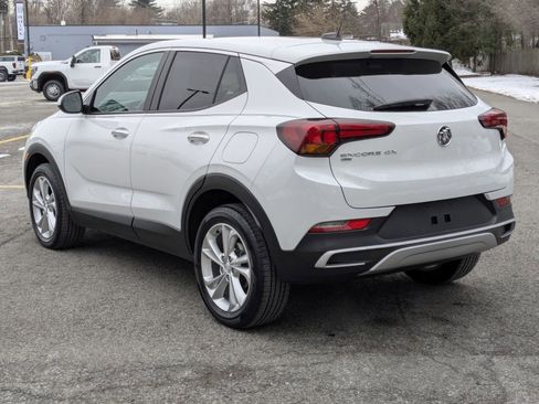 Certified 2022 Buick Encore GX Preferred w/ Cold Weather Comfort Package image 5