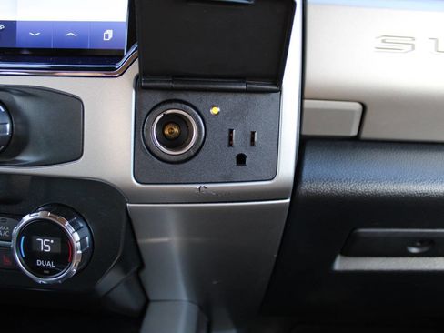 Used 2022 Ford F250 Lariat w/ Lariat Value Package image 35