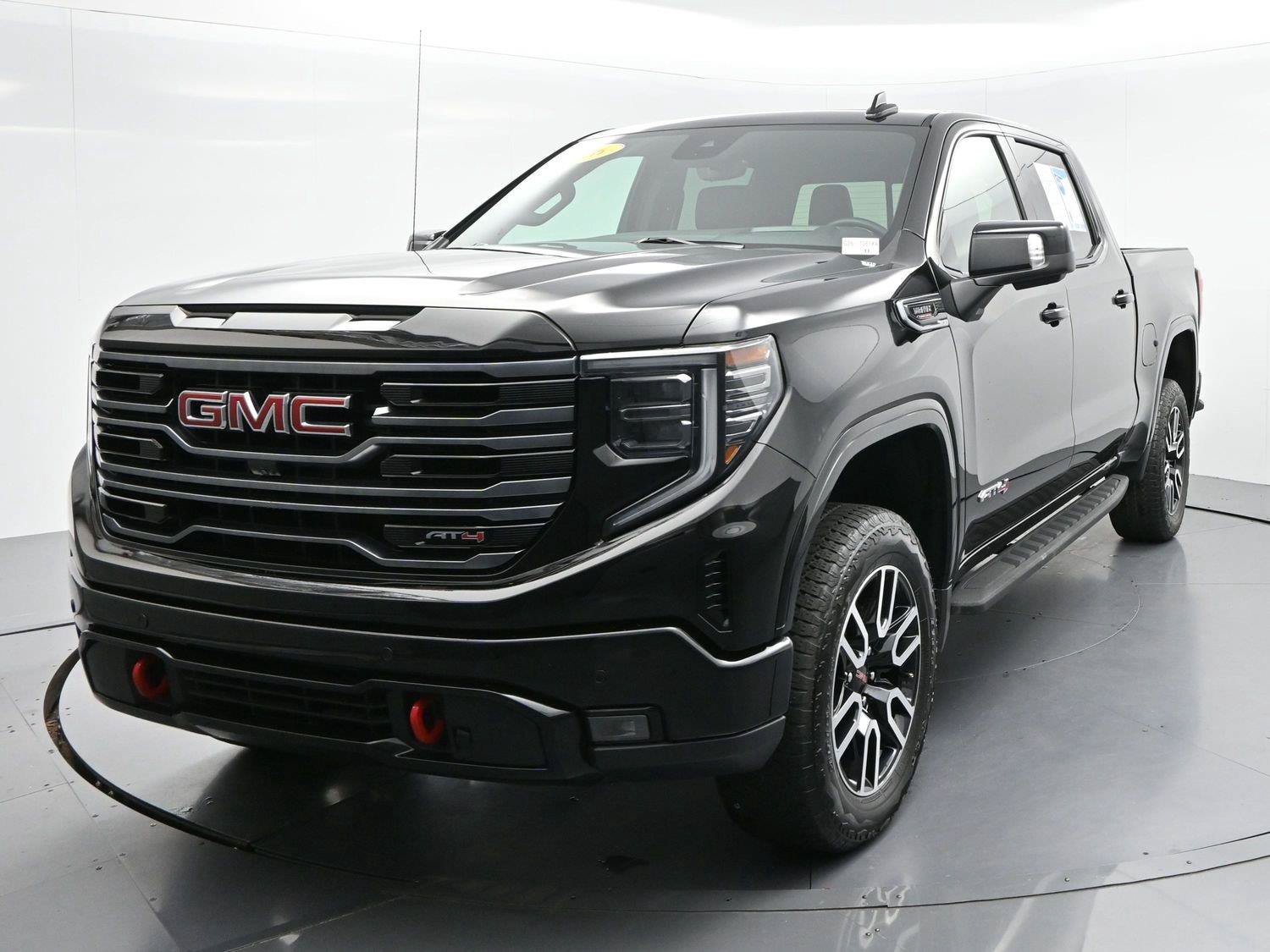 Used 2026 GMC Sierra 1500 AT4 w/ AT4 Premium Package AWD/4WD image 3