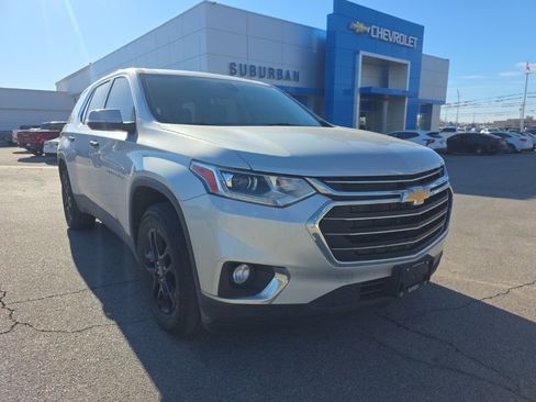 Used 2021 Chevrolet Traverse LT w/ LPO, Cargo Package image 3