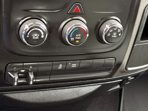 Used 2018 RAM 1500 Express w/ Express Value Package image 17