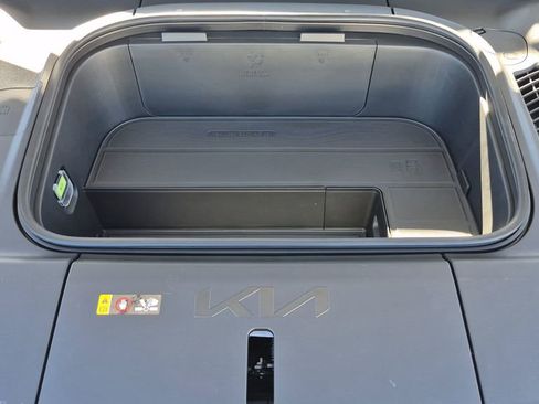 New 2026 Kia EV9 Land image 18