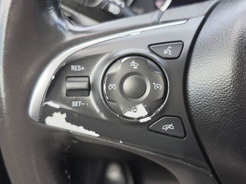 Used 2020 Buick Enclave Avenir w/ Avenir Technology Package FWD image 13