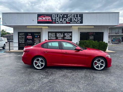Used 2020 Alfa Romeo Giulia Ti Sport w/ Quick Order Package 22S Sport AWD/4WD image 1